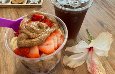 Alohana Acai Bowls & Coffee / Laguna Beach