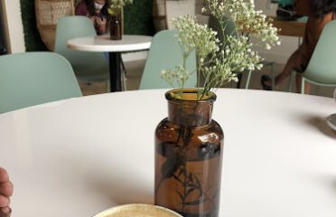 Americana Coffee & Espresso Bar