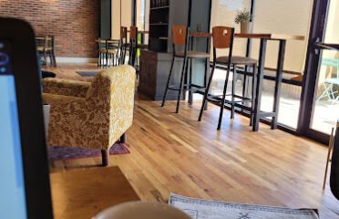 Aroma Coffeehouse