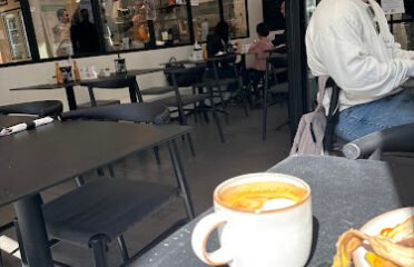 Black Lab Cafe