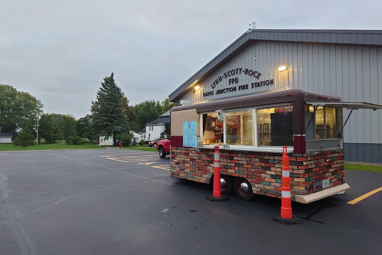 Black Pearl Tiki Java Coffee Drive Thru DJ