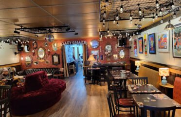 Bourgeois Pig, Casper, WY