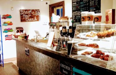Breaking Grounds Coffee & Cafe