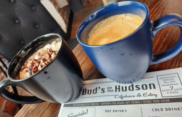 BudÃ¢â‚¬â„¢s on the Hudson