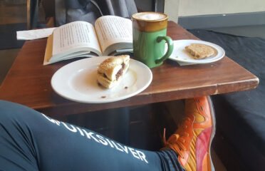 CafÃƒÂ© Blue Door