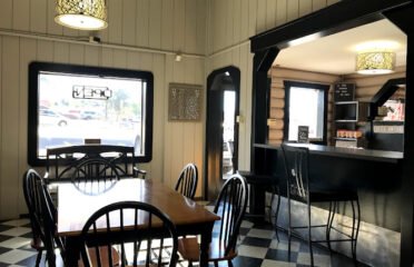 Cafe La Tay’s