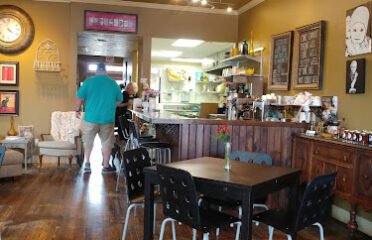 Cafe Paradee
