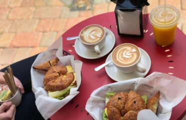 CaffÃ¨ Di Riverwalk