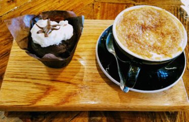 Caydence Records & Coffee