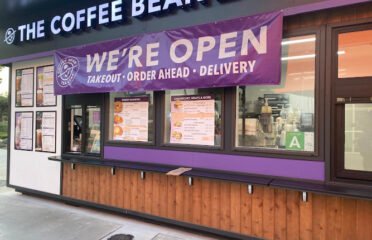 Coffee Bean and Tea Leaf