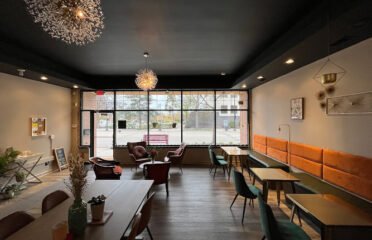Complimentary Cafe