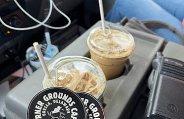 Corner Grounds CafÃƒÂ©