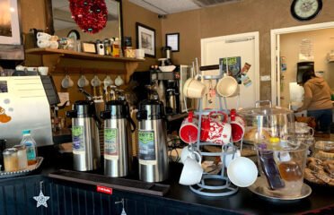 Crescent Moon Coffee Bar & Cafe