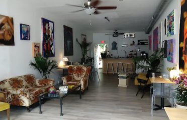 DÃƒÂ©jÃƒÂ  Brew Cafe & Art Gallery