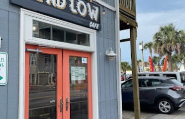 Dead Low Cafe