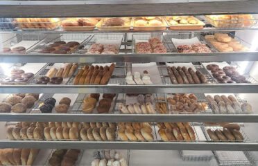 DippinÃ¢â‚¬â„¢ Donuts