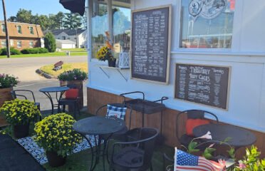 Doodles Coffee Co. And Treatery