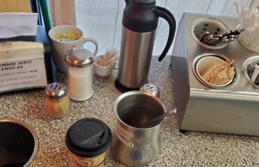 Earthly Coffee and Tea