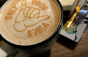 Elka Bee’s Coffee Haus