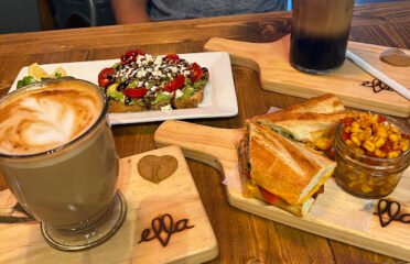 Ella Cafe