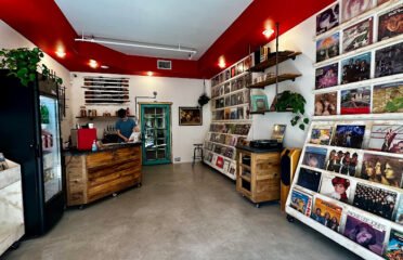 Endless Noise Coffee + Vinyl