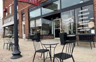 Green Isaac’s Coffee & Tea