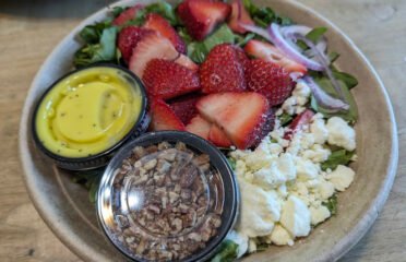 Groundhouse Coffee & Bakery