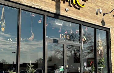 Harvest Moon Coffee & Chocolates