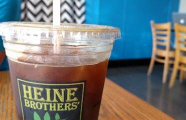 Heine Brothers Coffee – Chenoweth Lane