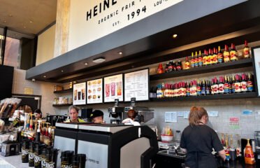 Heine Brothers Coffee – Main Street