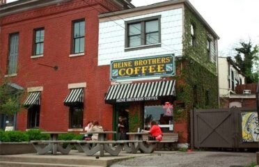 Heine Brothers Coffee – MidCity Mall/The Highlands