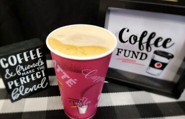 Hollydays Coffee House