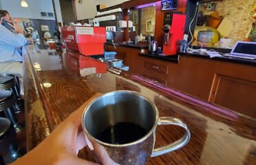 Howlin’ Hounds Coffee.