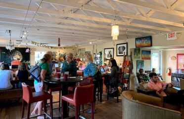 Kunjani Craft Coffee & Gallery