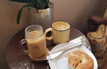 Kunjani Craft Coffee & Gallery