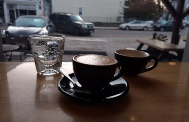 Lamplighter Coffee Roasters – Addison St