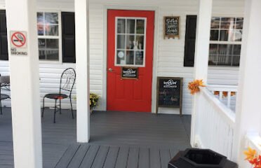 Leaky Leaf Tea Company Tea and Coffee Bar