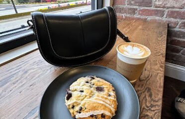 Lincoln House & Co. Coffee and Wine Bar