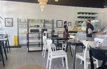 Lingonberry Roastery & Bakery