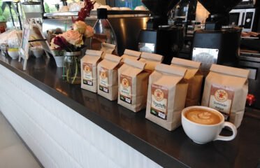 Lola Savannah Coffee Lounge – Cedar Park