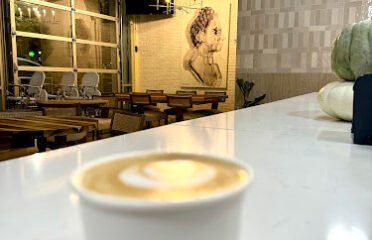LottieÃ¢â‚¬â„¢s Cafe