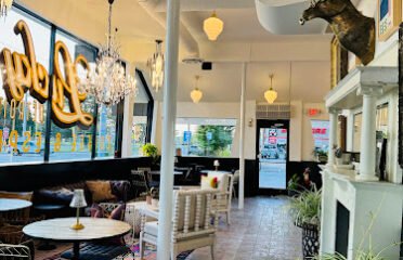 Lucky Detroit Coffee Roasters & Espresso