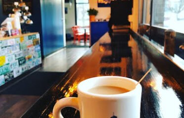 Lucky’s Coffee Garage