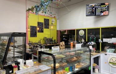 MUNCHIT CAFE (Inside ALNOOR MARKET)