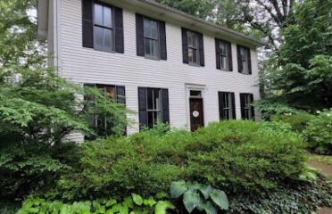 Maggie & Moe’s at The Sycamore Farmhouse