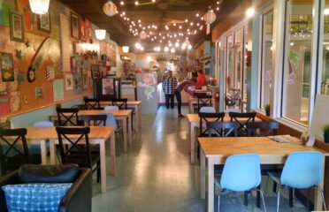 Mahalo’s Coffee & Mini Donuts