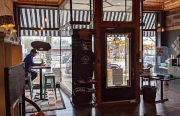 Main’s Treat Coffeehouse
