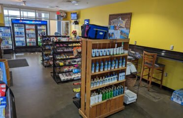 Majestic Market & Bar