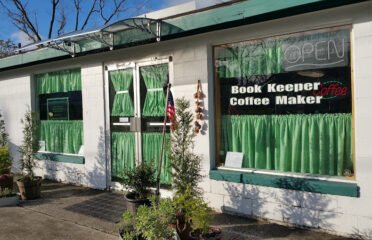 Maybee’s Coffee, Books and Gifts