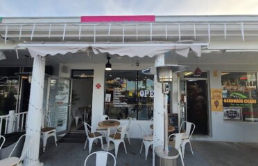 Mia’s Cafe